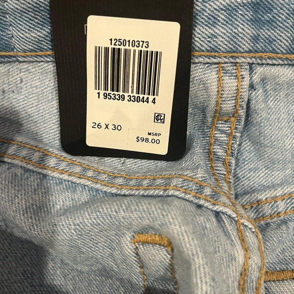 Levis 501 - Picture 8 of 9